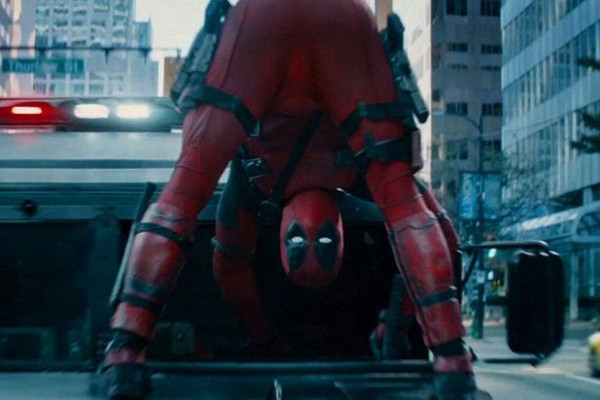 Deadpool 2 - Deadpool Looks For Trouble