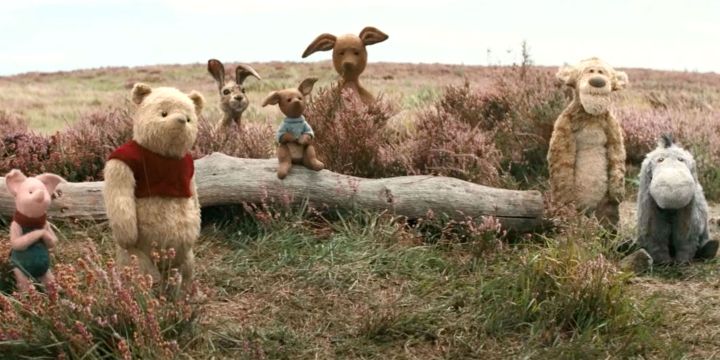 christopher robin 2018 piglet pooh rabbit roo kanga tigger eeyore review